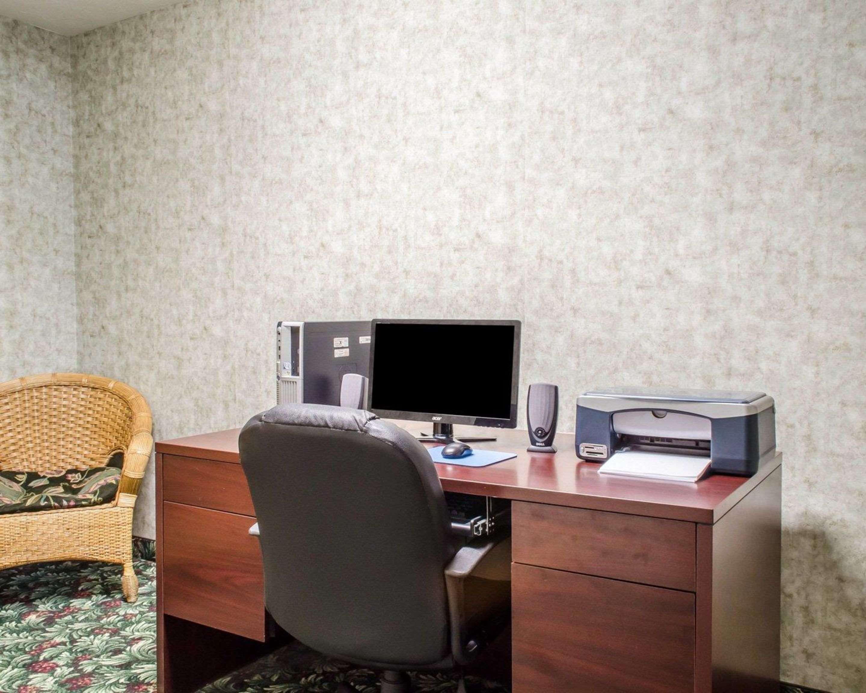 Comfort Inn Хантингдон Экстерьер фото